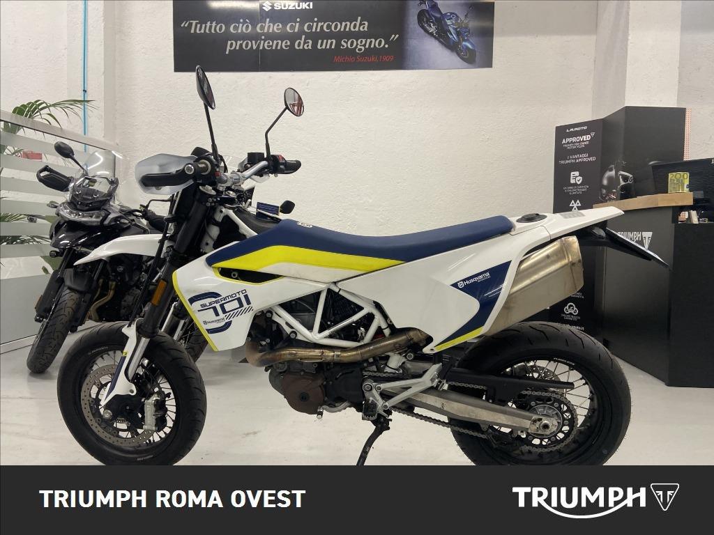 HUSQVARNA Supermoto 701 4T 