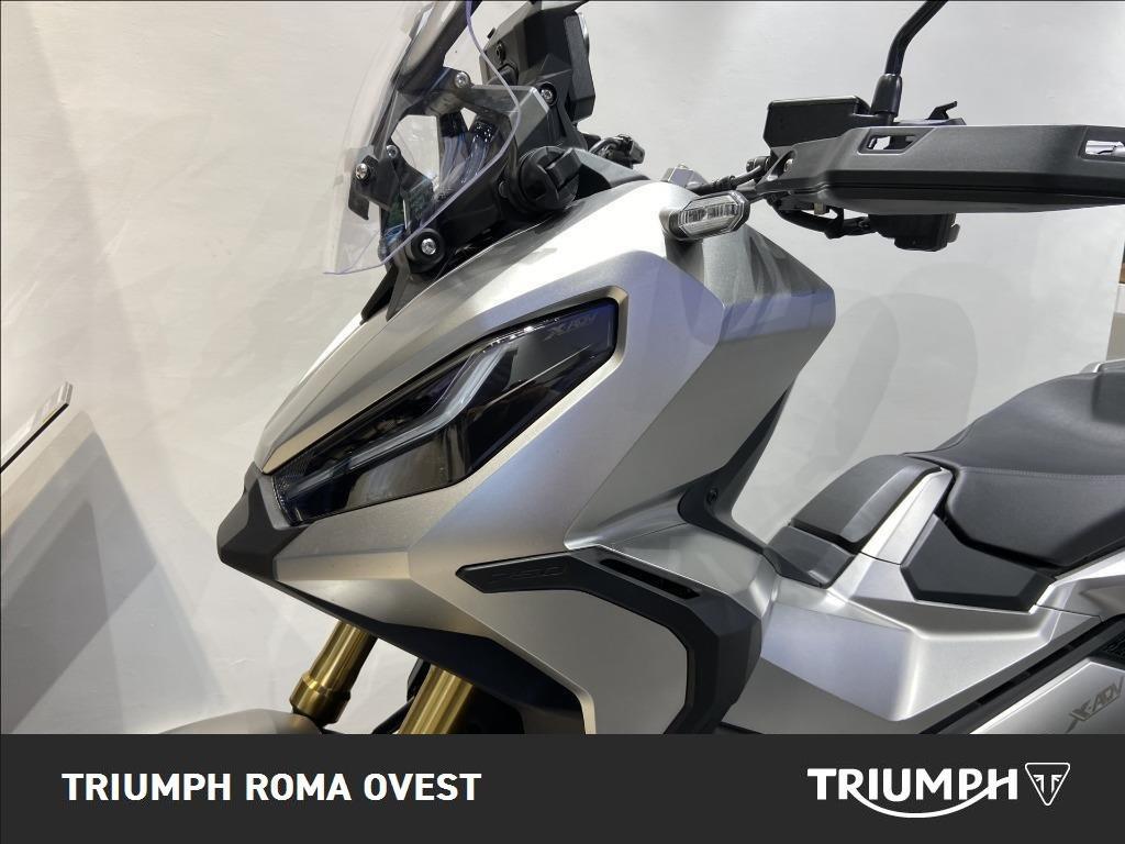 HONDA X-ADV 750 DCT Abs