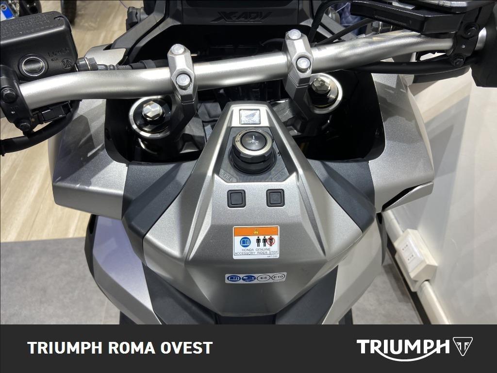 HONDA X-ADV 750 DCT Abs