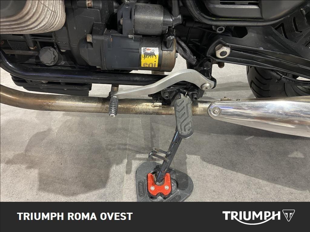 MOTO GUZZI V7 750 Stone