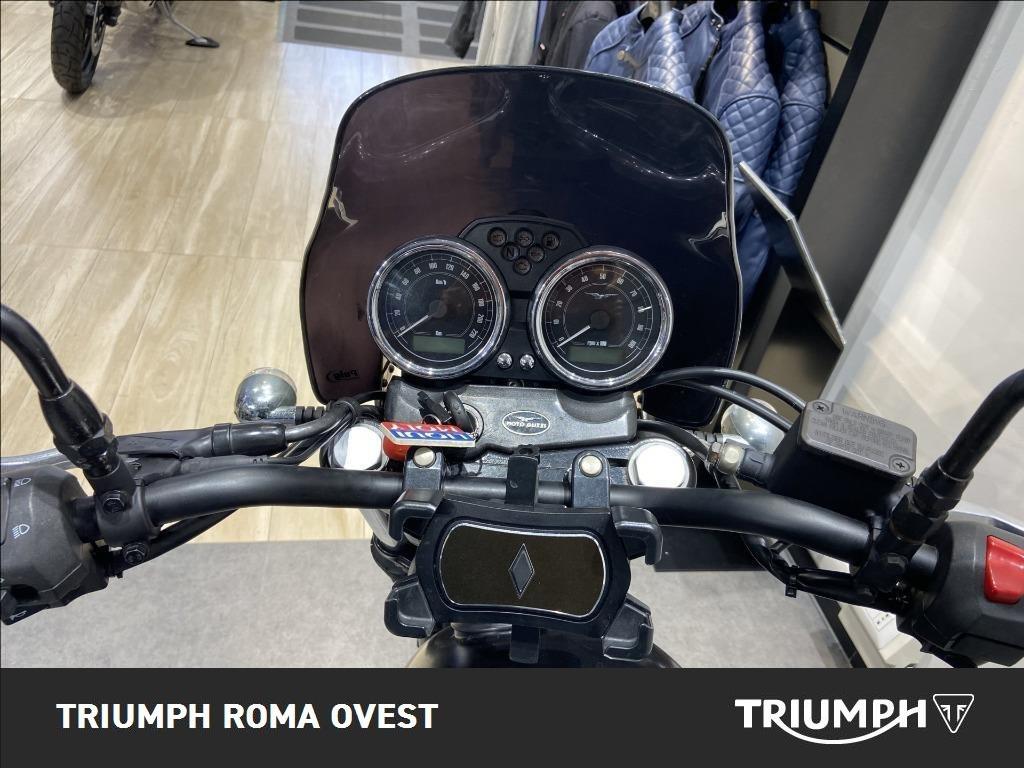 MOTO GUZZI V7 750 Stone