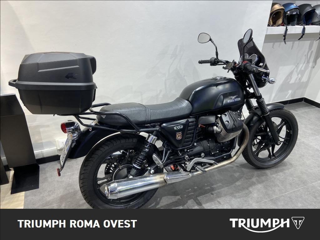 MOTO GUZZI V7 750 Stone