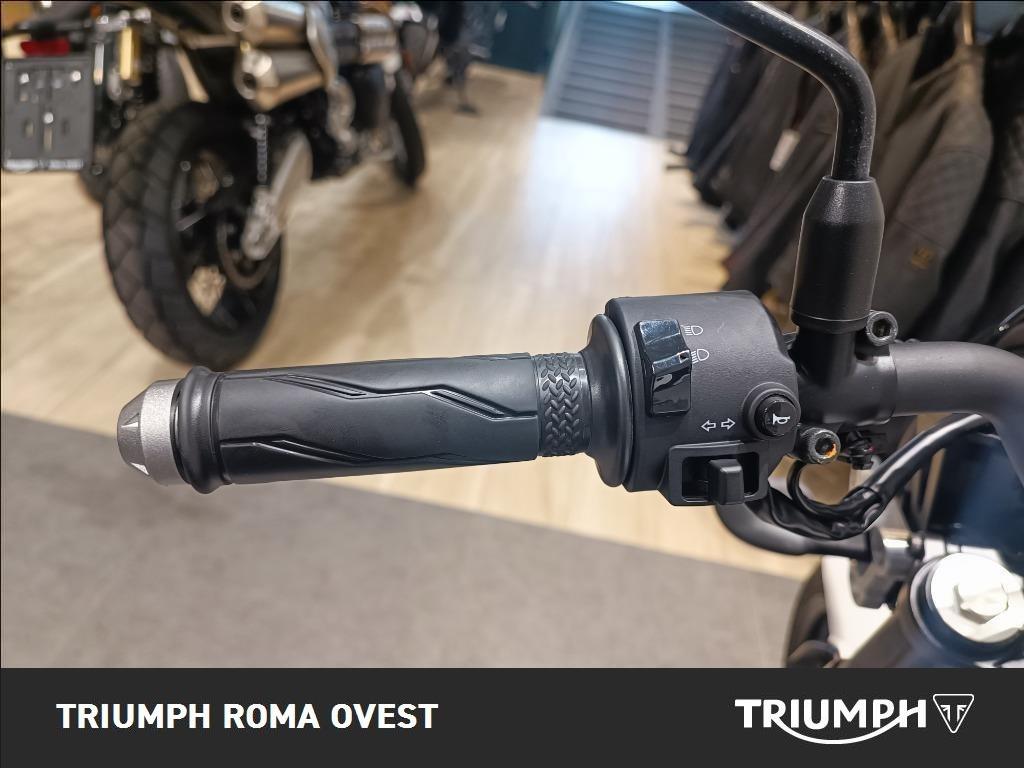YAMAHA XSR 125 