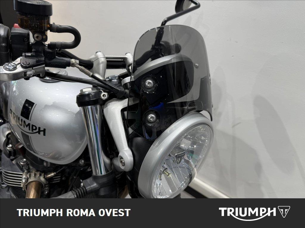 TRIUMPH Street Twin 900 