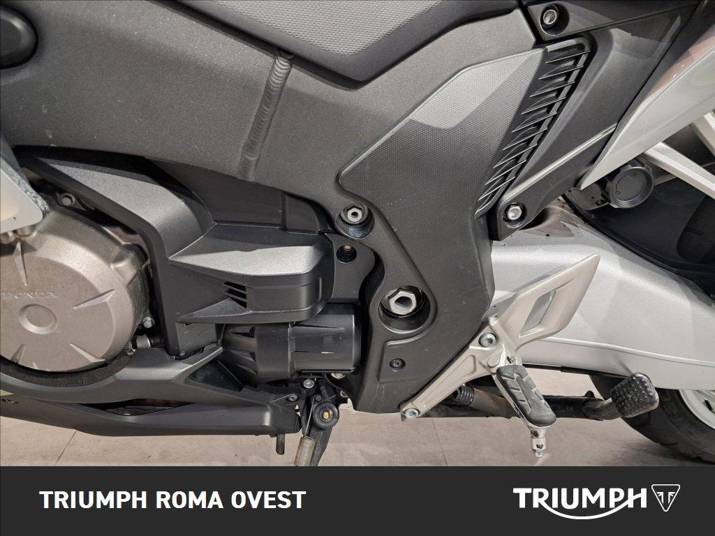 HONDA VFR 1200 F DCT Abs