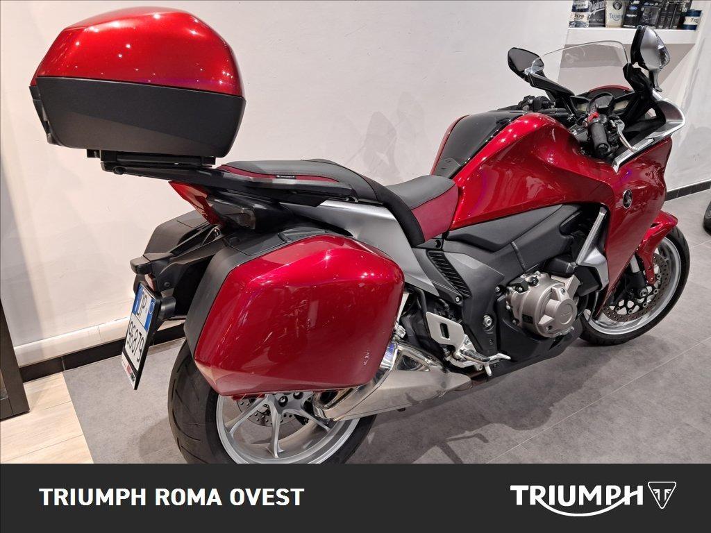 HONDA VFR 1200 F DCT Abs