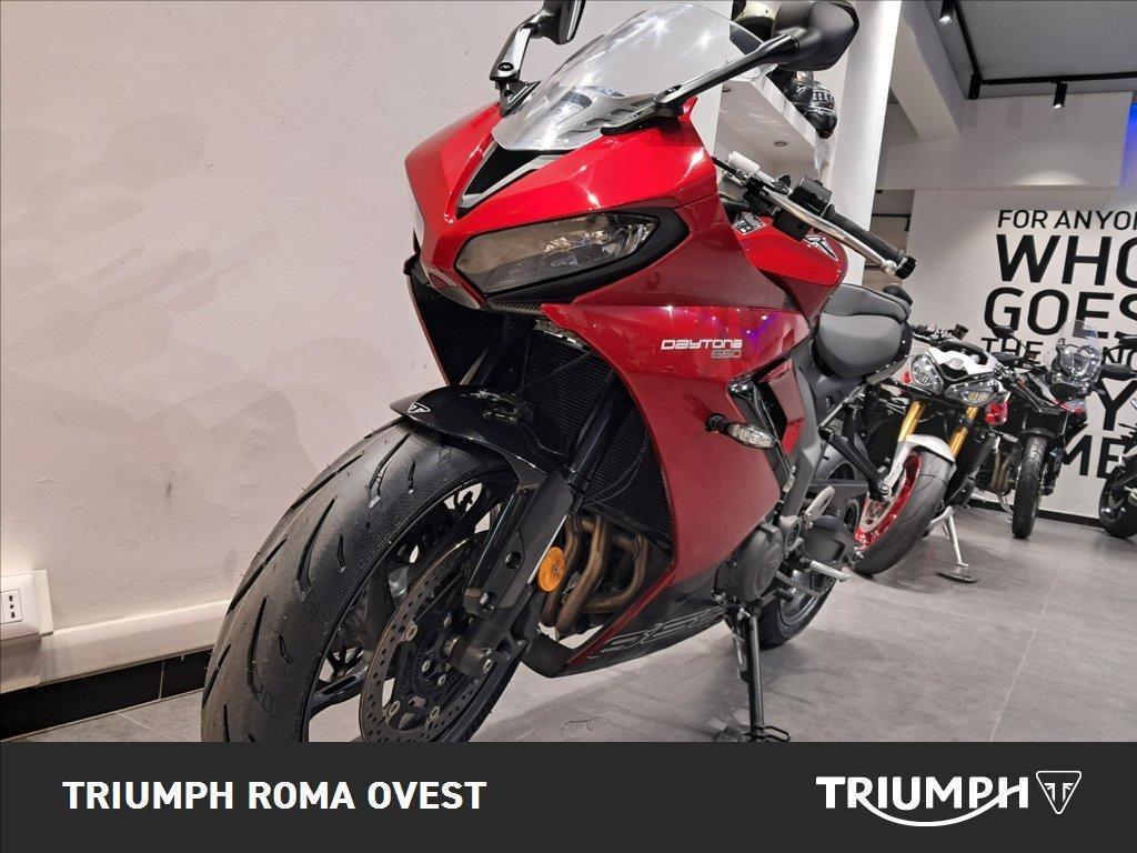 TRIUMPH Daytona 660 Abs