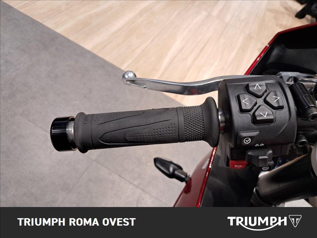 TRIUMPH Daytona 660 Abs