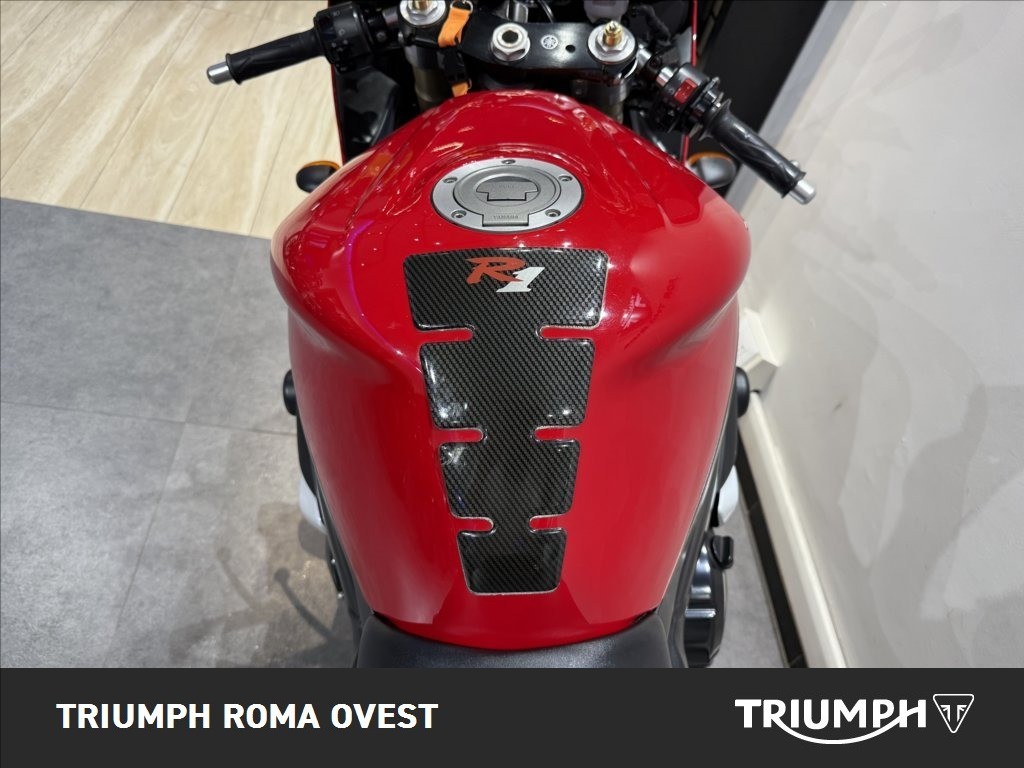 YAMAHA YZF R1 1000 