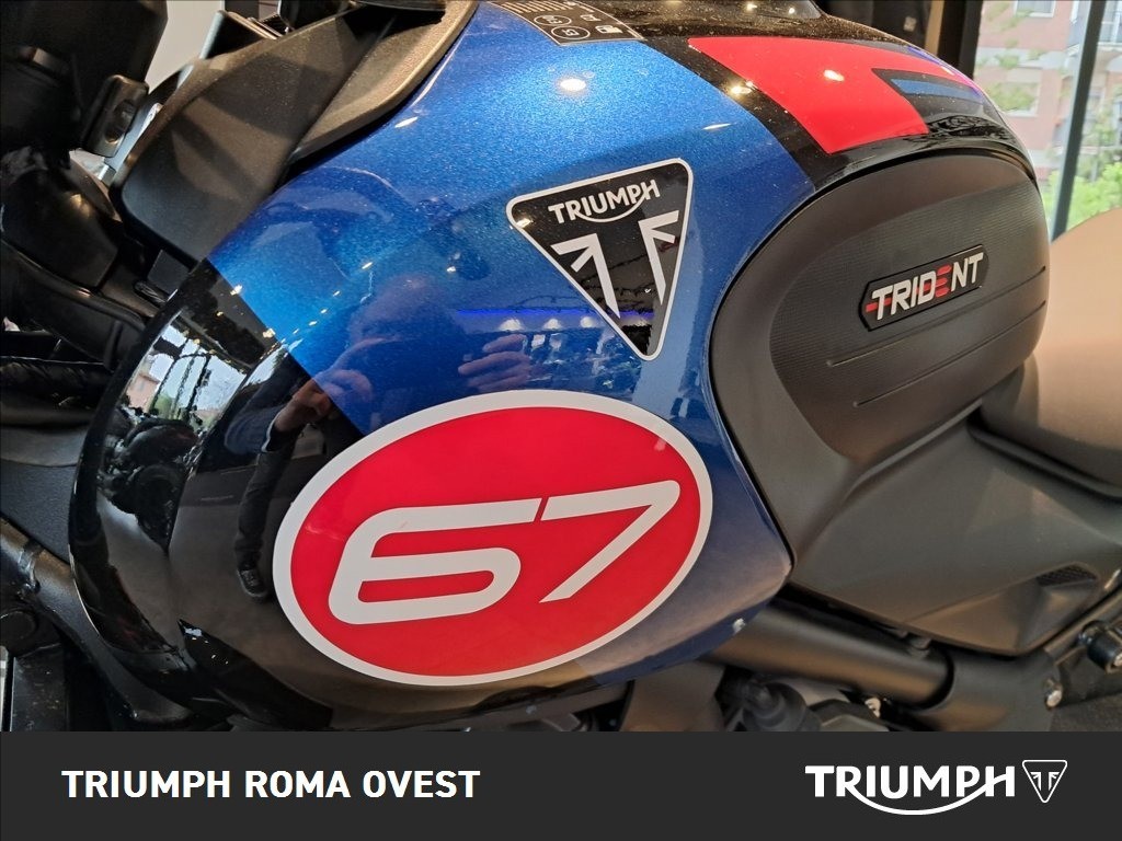 TRIUMPH Trident 660 Triple Tribute Abs