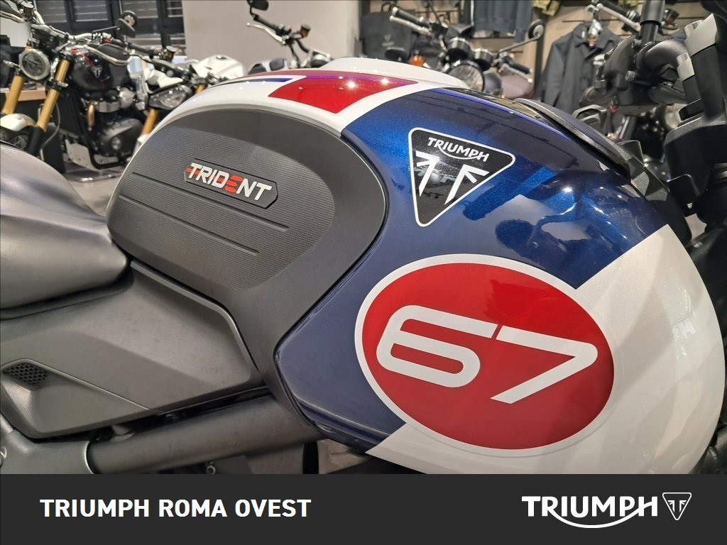TRIUMPH Trident 660 Triple Tribute Abs