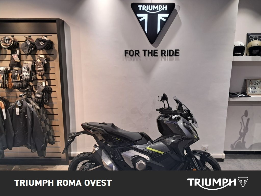 HONDA X-ADV 750 DCT Abs