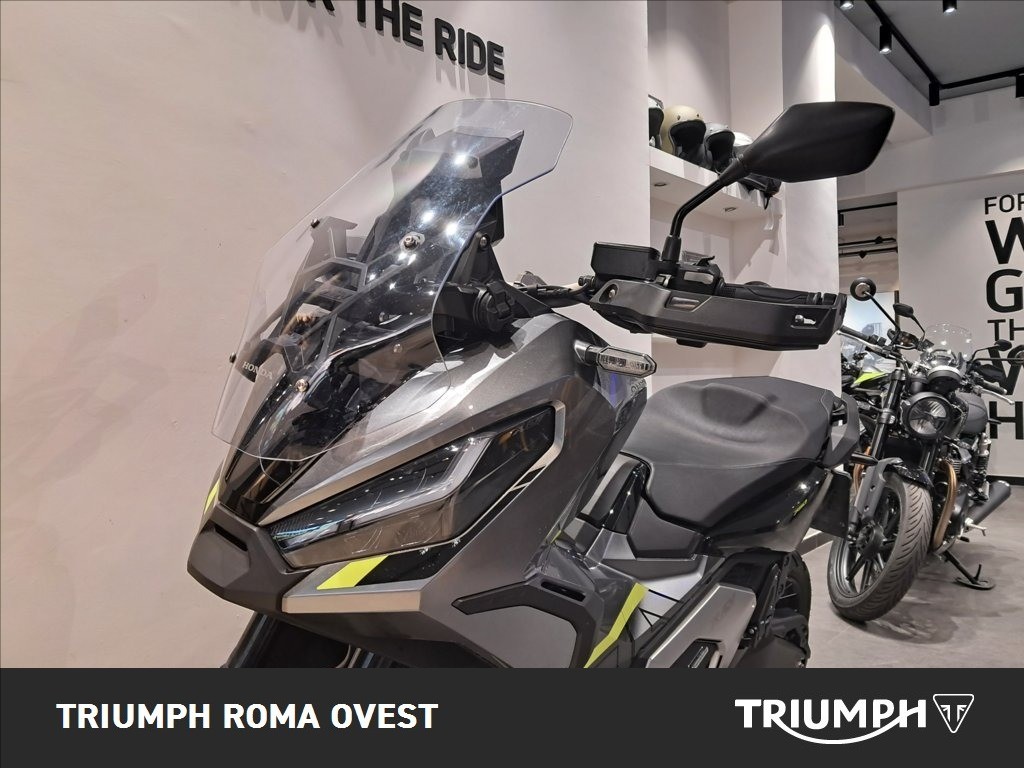 HONDA X-ADV 750 DCT Abs