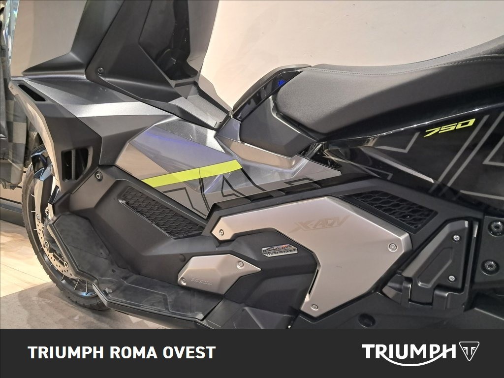 HONDA X-ADV 750 DCT Abs