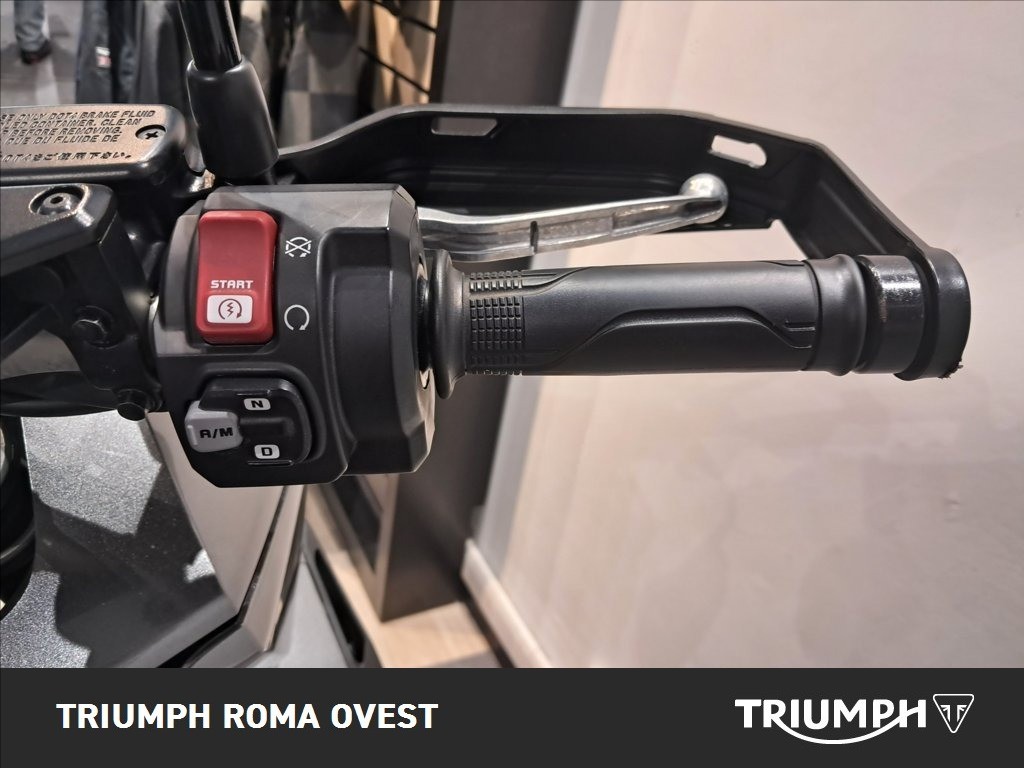 HONDA X-ADV 750 DCT Abs