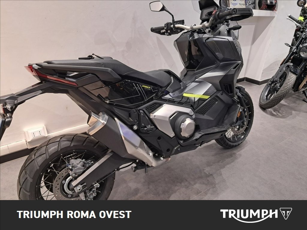 HONDA X-ADV 750 DCT Abs
