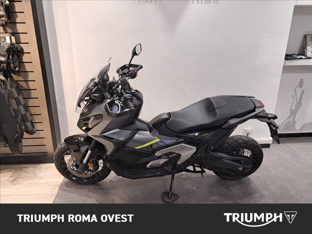 HONDA X-ADV 750 DCT Abs