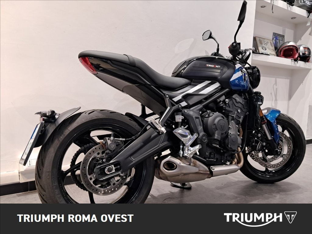 TRIUMPH Trident 660 Cobalt Blue / Sapphire Black Abs