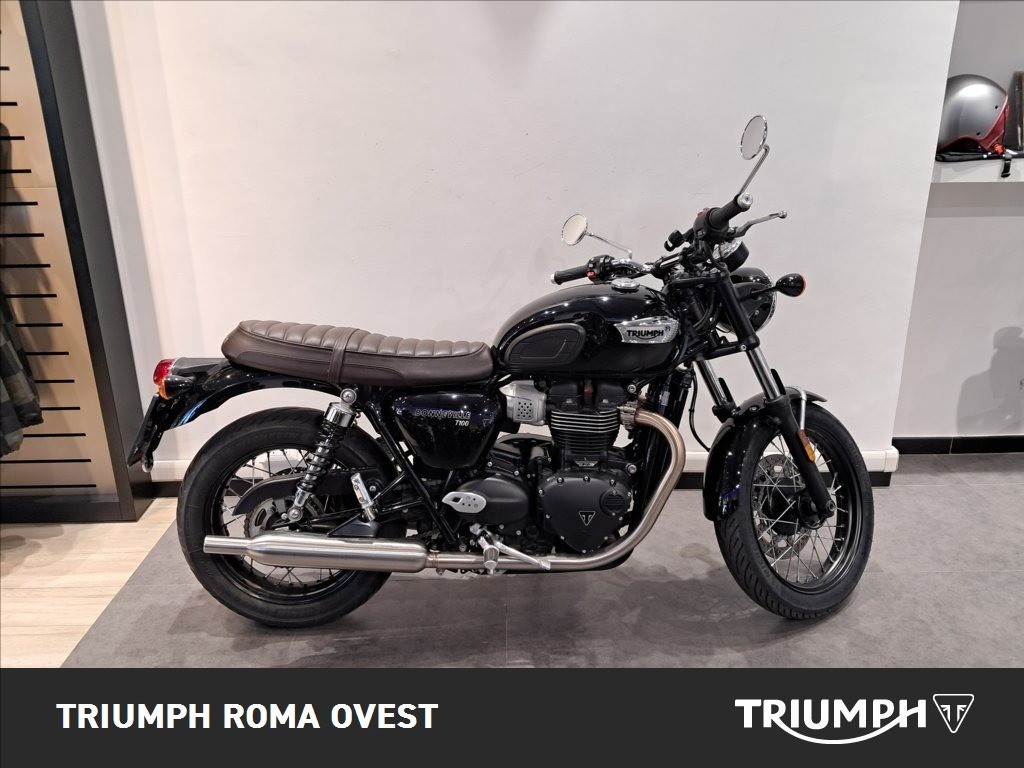TRIUMPH Bonneville 900 T100 