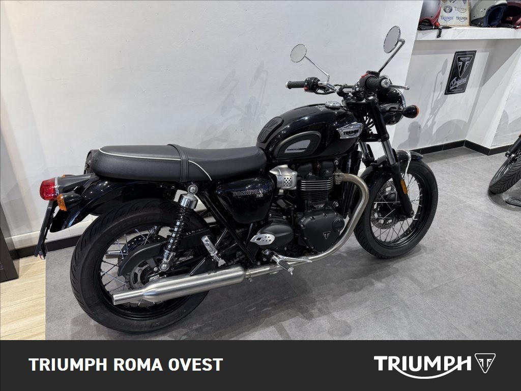 TRIUMPH Bonneville 900 T100 