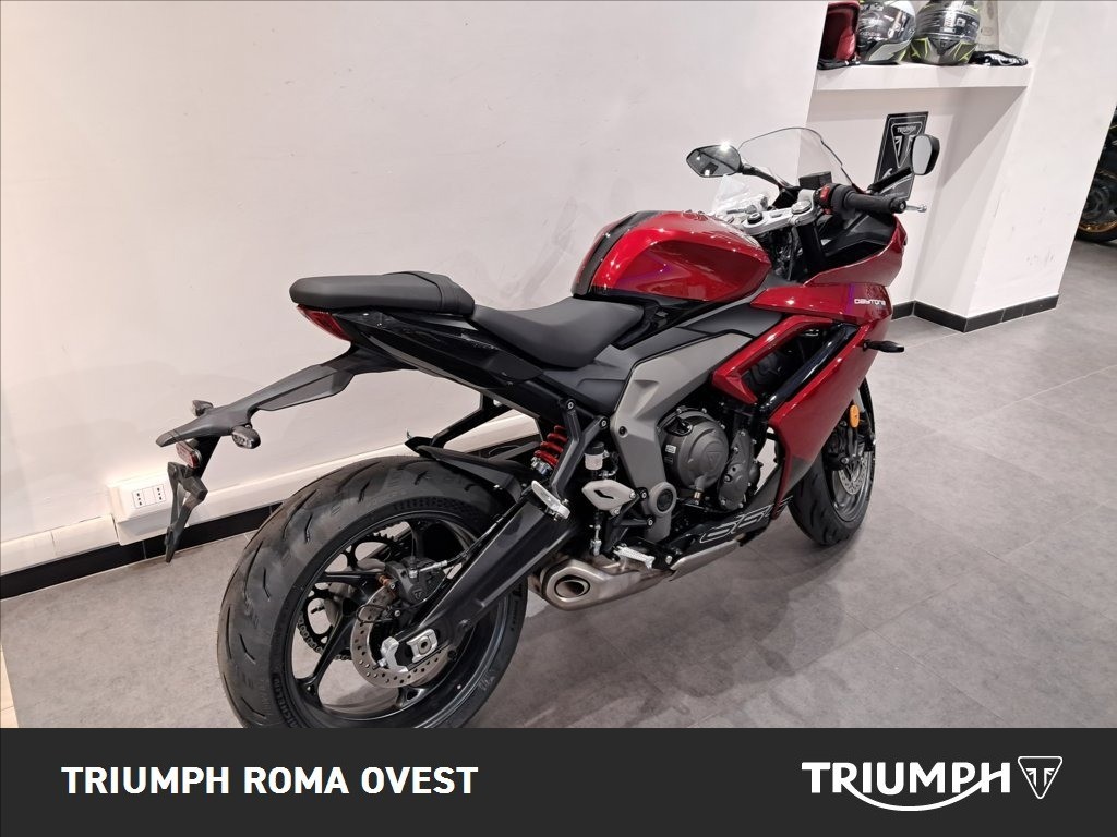 TRIUMPH Daytona 660 Abs