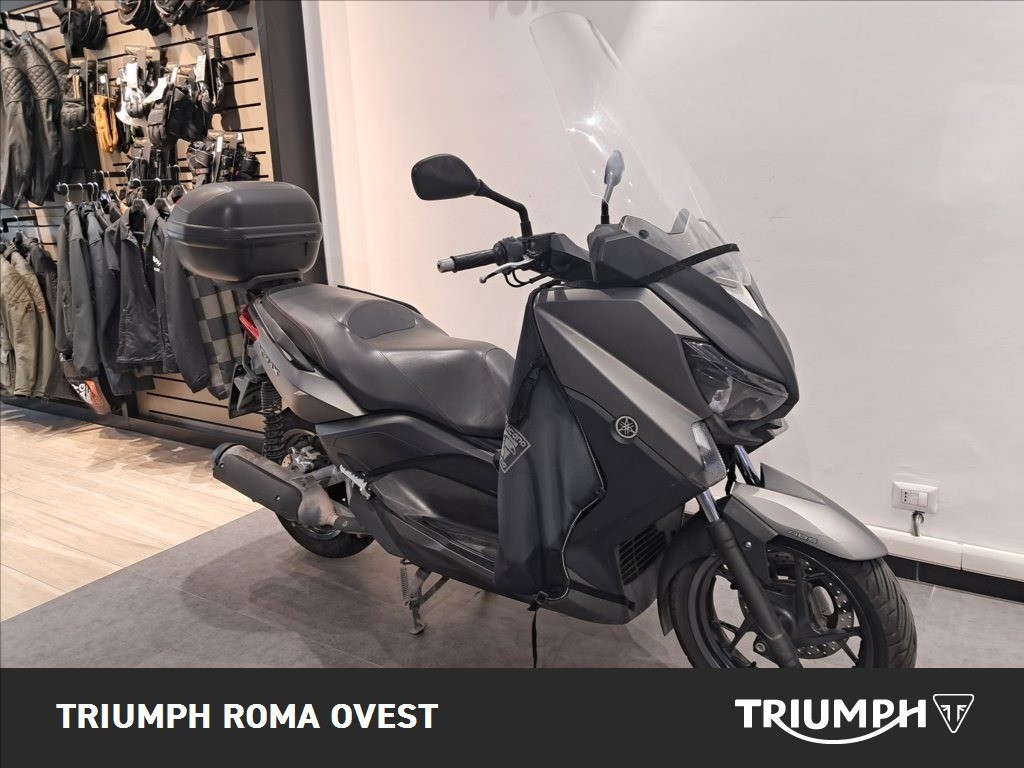 YAMAHA X-Max 250 