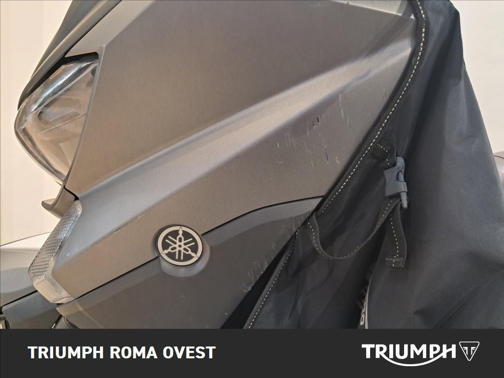 YAMAHA X-Max 250 